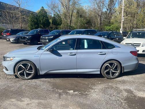 Sonic Gray Pearl 2022 Honda Accord Hybrid Sport