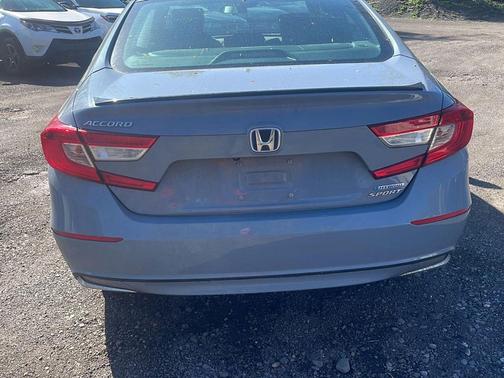 Sonic Gray Pearl 2022 Honda Accord Hybrid Sport