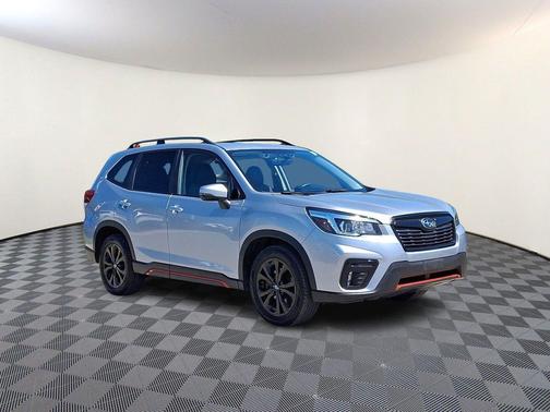 Ice Silver Metallic 2019 Subaru Forester Sport