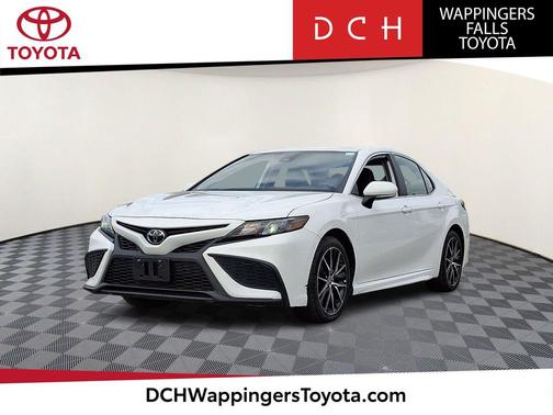 Ice Cap 2024 Toyota Camry SE