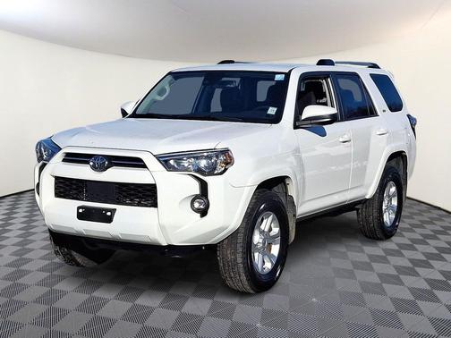 2024 Toyota 4Runner SR5