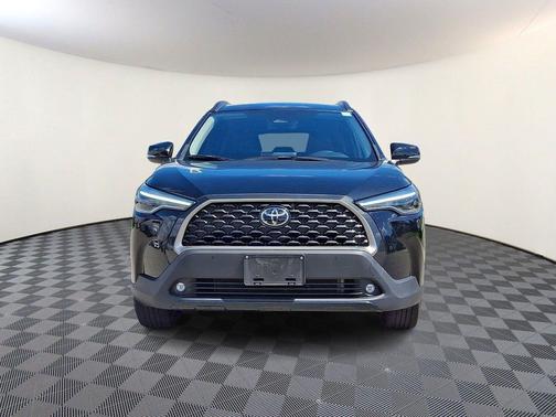 Jet Black 2025 Toyota Corolla Cross XLE