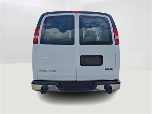 2022 GMC Savana 2500 Work Van