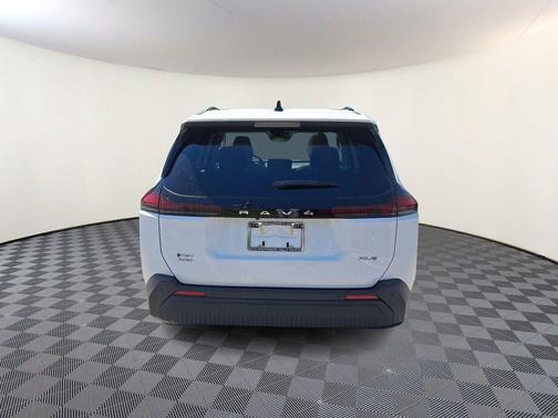 0040 2026 Toyota RAV4 XLE Premium