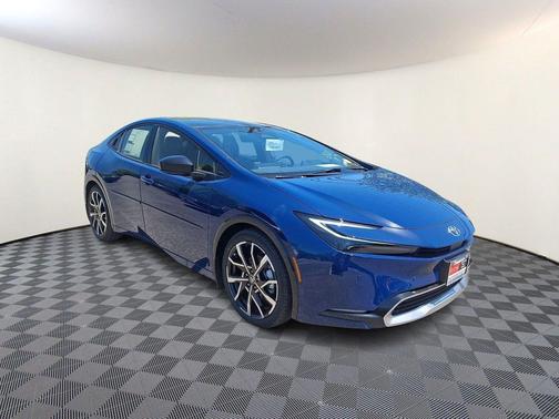 08q4 2026 Toyota Prius Plug-In Hybrid XSE