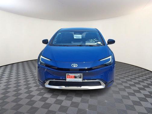 08q4 2026 Toyota Prius Plug-In Hybrid XSE