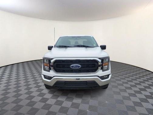 Oxford White 2023 Ford F-150 XLT
