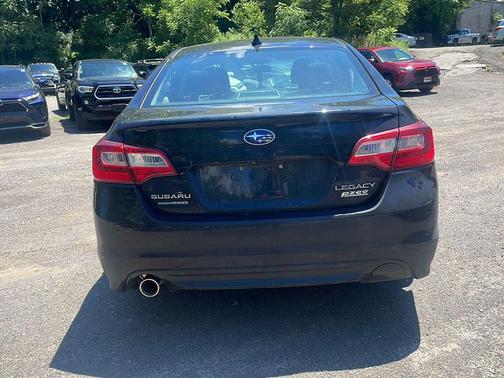 Crystal Black Silica 2016 Subaru Legacy Premium
