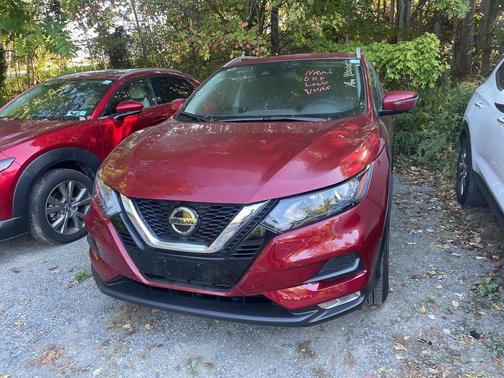 2022 Nissan Rogue Sport SV