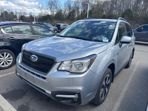 Ice Silver Metallic 2018 Subaru Forester 2.5i Premium
