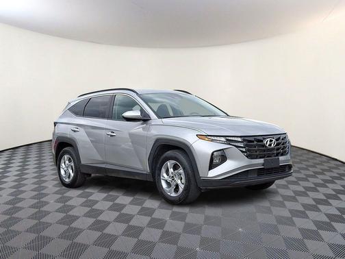 Shimmering Silver 2024 Hyundai TUCSON SEL