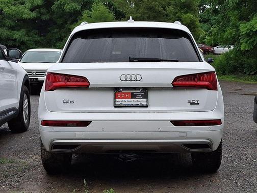 Ibis White 2018 Audi Q5 2.0T Tech Premium