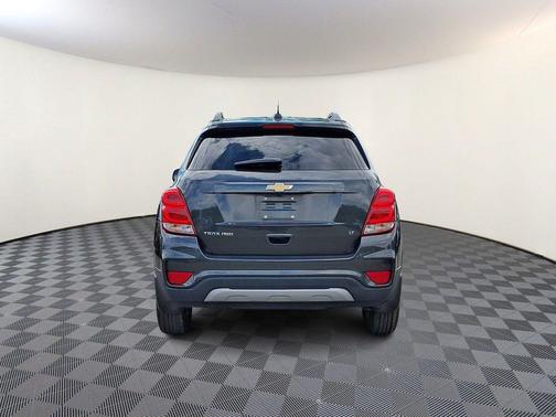 Nightfall Gray Metallic 2018 Chevrolet Trax LT