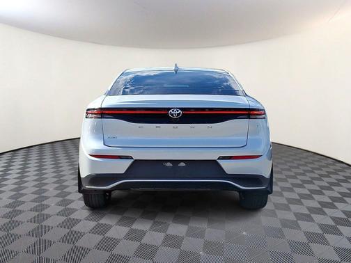 Oxygen White 2023 Toyota Crown XLE