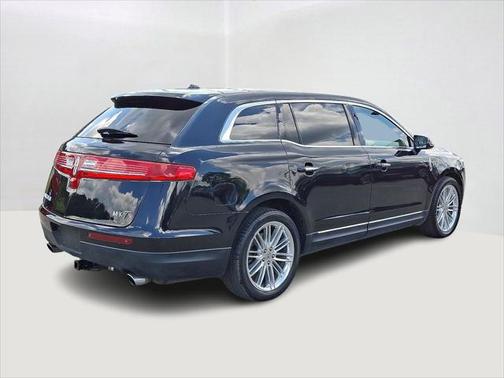 2019 Lincoln MKT Standard