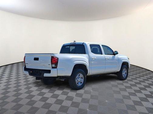 Ice Cap 2023 Toyota Tacoma SR