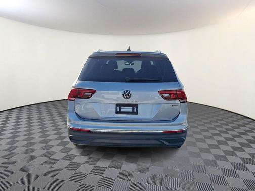 2022 Volkswagen Tiguan 2.0T SE 4MOTION