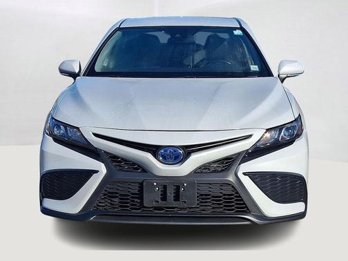 2024 Toyota Camry Hybrid SE