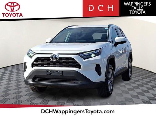 2024 Toyota RAV4 XLE