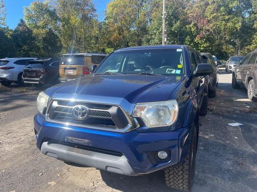 2014 Toyota Tacoma Base
