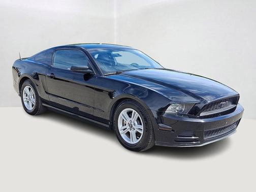 2014 Ford Mustang V6
