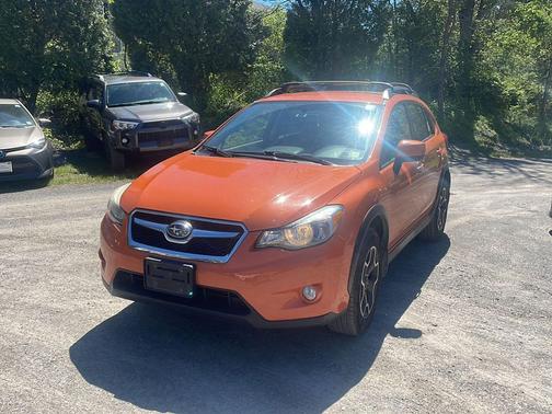 Tangerine Orange Pearl 2014 Subaru XV Crosstrek 2.0i Premium