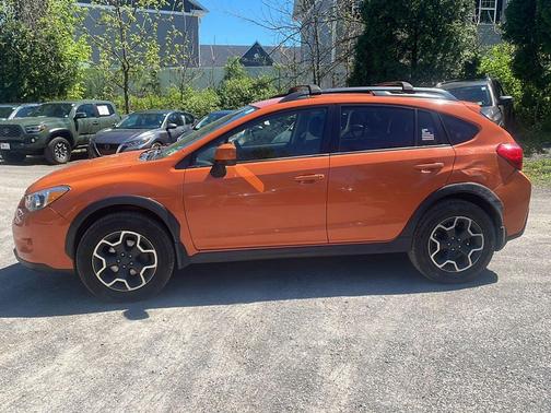 Tangerine Orange Pearl 2014 Subaru XV Crosstrek 2.0i Premium