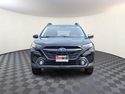 Crystal Black Silica 2024 Subaru Outback Base