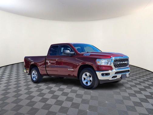 Delmonico Red Pearlcoat 2022 RAM 1500 Big Horn/Lone Star