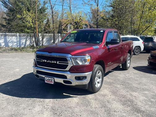 Delmonico Red Pearlcoat 2022 RAM 1500 Big Horn/Lone Star