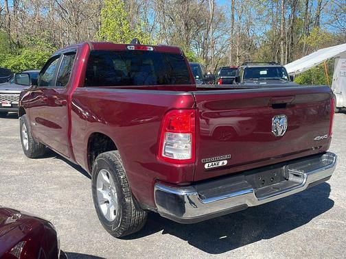 Delmonico Red Pearlcoat 2022 RAM 1500 Big Horn/Lone Star