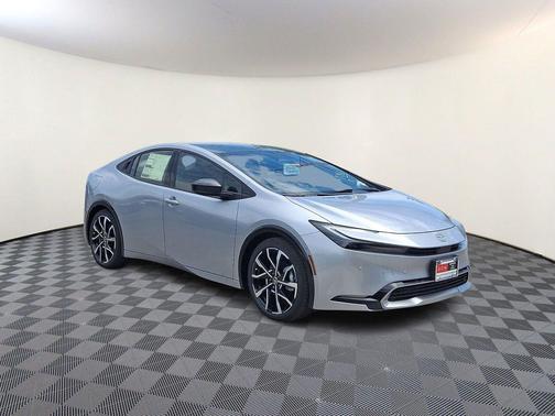 01l0 2026 Toyota Prius Plug-In Hybrid XSE Premium