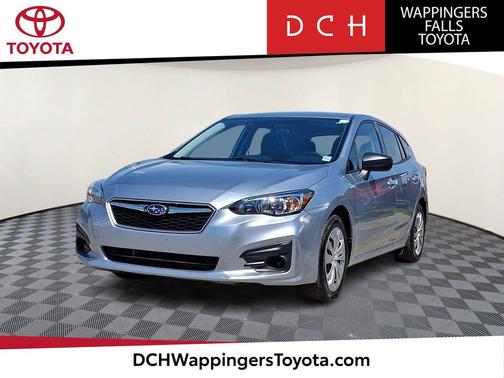 Ice Silver Metallic 2017 Subaru Impreza 2.0i