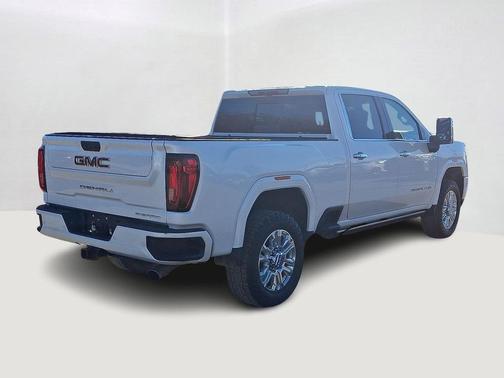 2022 GMC Sierra 2500 Denali