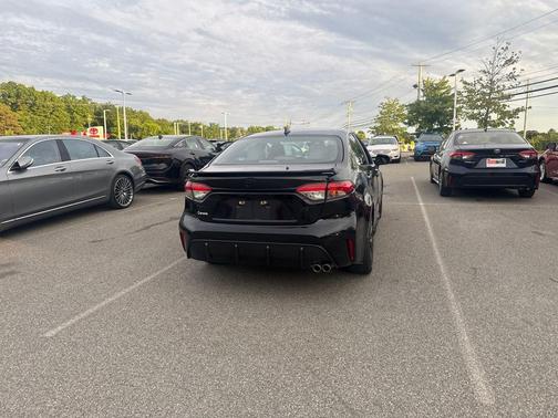 Midnight Black Metallic 2023 Toyota Corolla SE