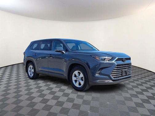 Storm Cloud 2025 Toyota Highlander LE