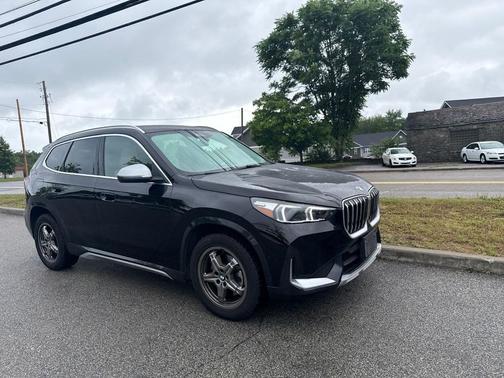 Jet Black 2023 BMW X1 xDrive28i