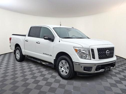2019 Nissan Titan SV