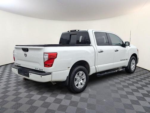 2019 Nissan Titan SV