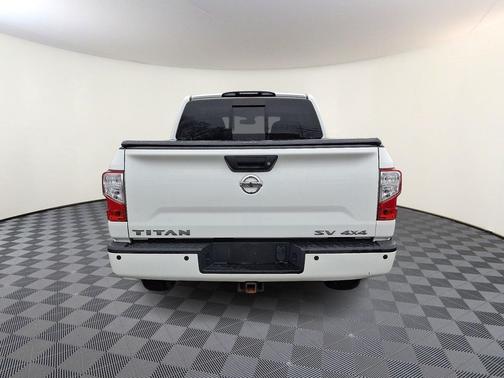 2019 Nissan Titan SV