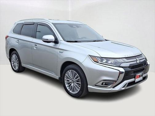 2022 Mitsubishi Outlander PHEV GT