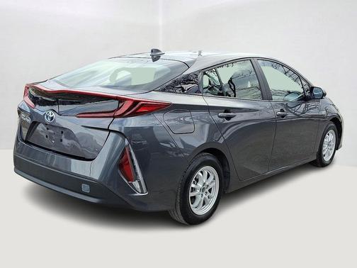 2022 Toyota Prius Prime LE