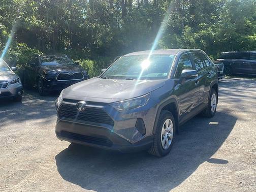 Magnetic Gray Metallic 2022 Toyota RAV4 LE