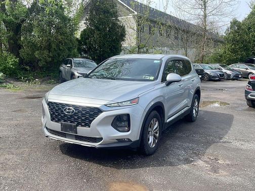 Symphony Silver 2019 Hyundai SANTA FE SEL 2.4
