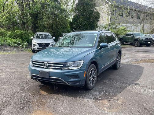 Stone Blue Metallic 2020 Volkswagen Tiguan 2.0T SE 4MOTION