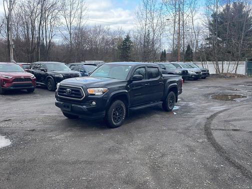 2022 Toyota Tacoma SR5