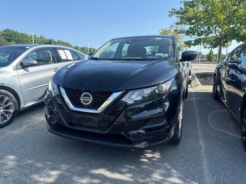Magnetic Black Pearl 2020 Nissan Rogue Sport S