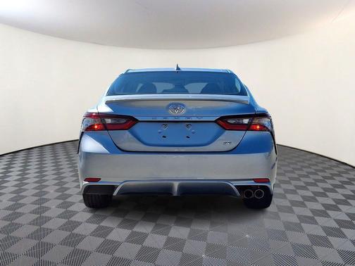 Celestial Silver Metallic 2023 Toyota Camry SE
