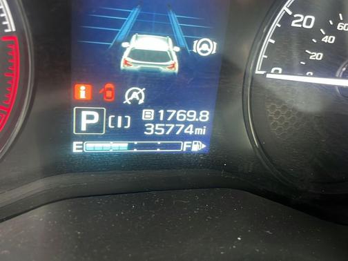 Crystal White Pearl 2023 Subaru Forester Base