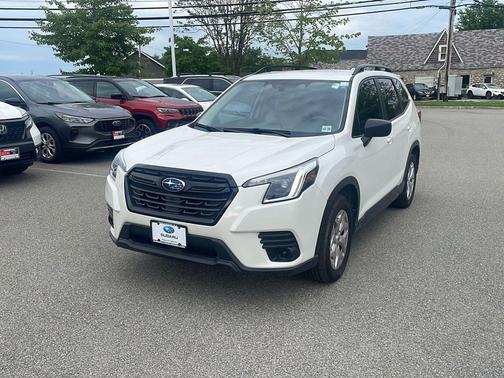 Crystal White Pearl 2023 Subaru Forester Base